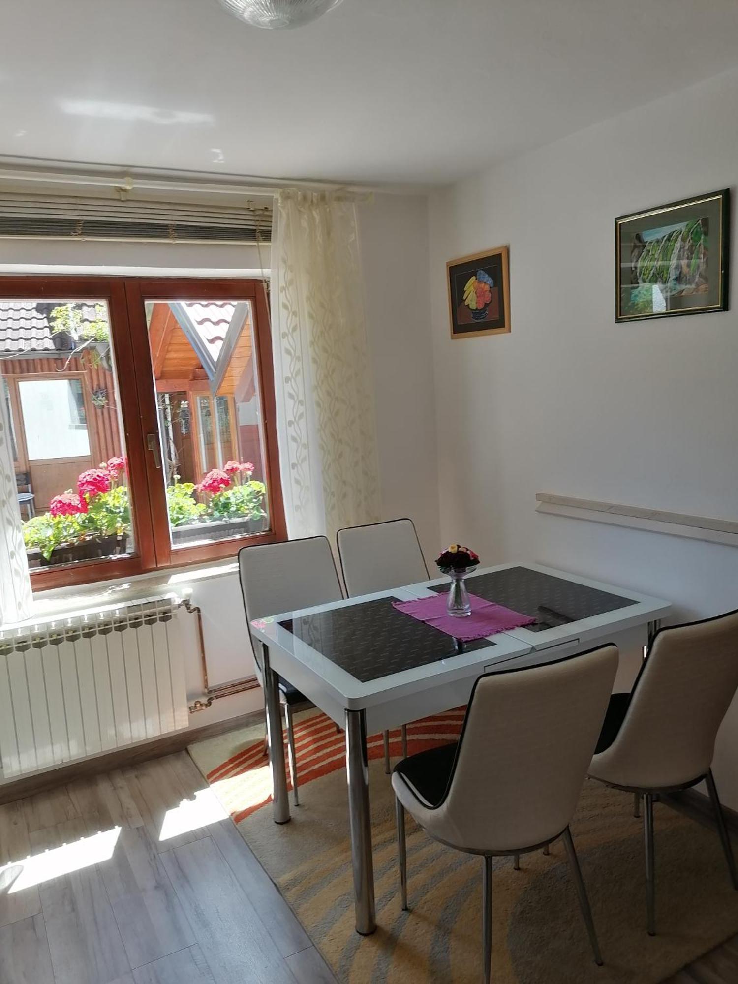 House Jezerka Hotell Jezerce Rom bilde